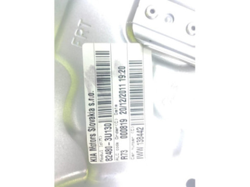 824803U130 ELEVALUNAS PUERTA LAT DEL DER KIA SPORTAGE (SL)|Desguaces La Cabaña