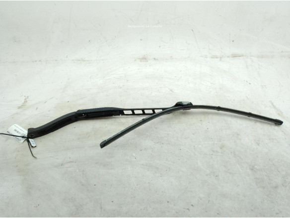 24028055 BRAZO LIMPIAPARABRISAS DEL IZQ MERCEDES BENZ GLE (W166)|Desguaces La Cabaña