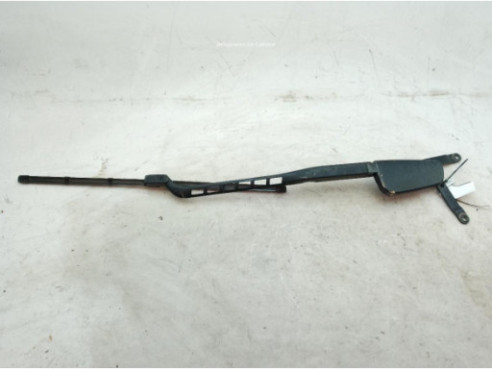 24027217 BRAZO LIMPIAPARABRISAS DEL DER MERCEDES BENZ GLE (W166)|Desguaces La Cabaña