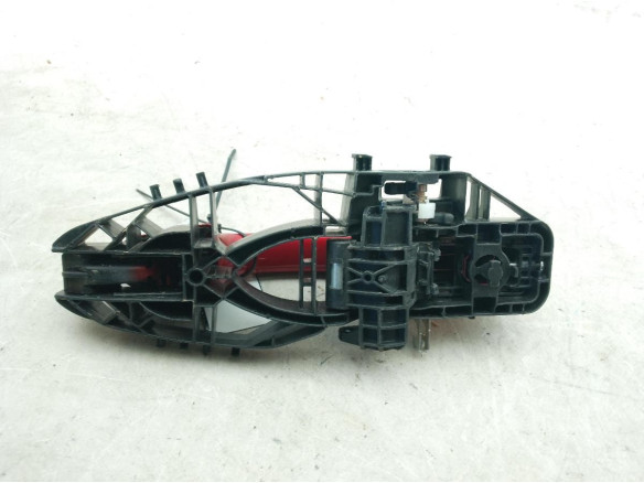 2455645  MANILLA PUERTA LAT TRA IZQ EXT FORD PUMA|Desguaces La Cabaña