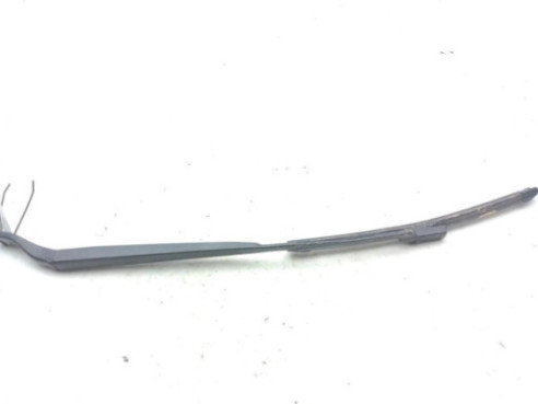9822931880 BRAZO LIMPIAPARABRISAS DEL DER PEUGEOT 208 II (UB_, UP_, UW_)|Desguaces La Cabaña