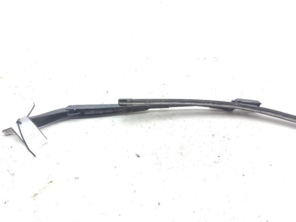 9822931680 BRAZO LIMPIAPARABRISAS DEL IZQ PEUGEOT 208 II (UB_, UP_, UW_)|Desguaces La Cabaña