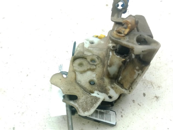 CERRADURA PUERTA LAT DEL IZQ NISSAN TERRANO II (R20)|Desguaces La Cabaña