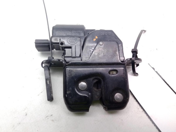 905039428R CERRADURA PORTON / TAPA MALETA RENAULT CLIO IV (BH_)|Desguaces La Cabaña