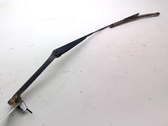 28886BA61A  BRAZO LIMPIAPARABRISAS DEL DER NISSAN JUKE (F15)|Desguaces La Cabaña