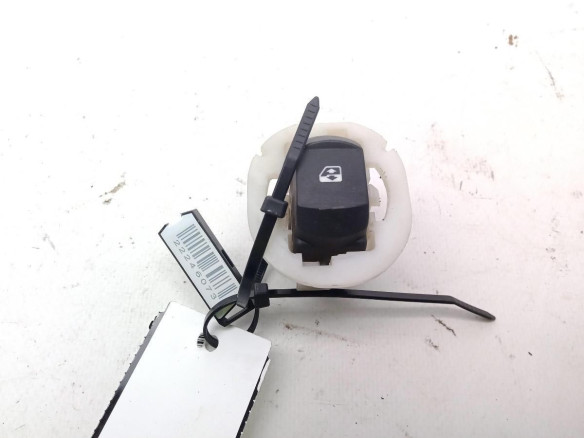 MANDO ELEVALUNAS PUERTA LAT DEL DER RENAULT MEGANE II Ranchera familiar (KM0/1_)|Desguaces La Cabaña