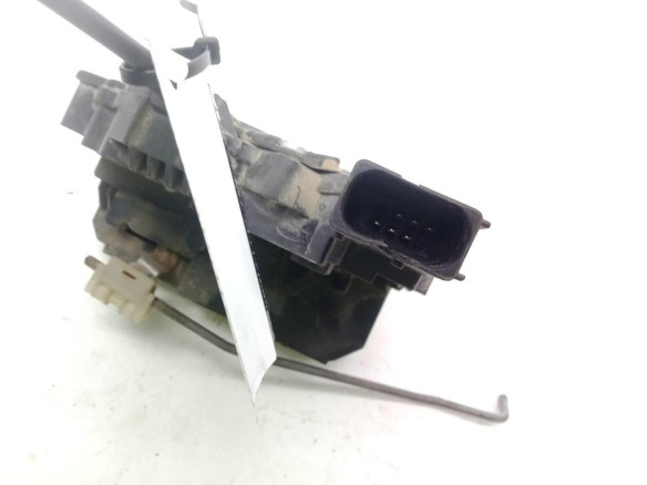 13258271 CERRADURA PUERTA LAT DEL IZQ OPEL CORSA D (S07)|Desguaces La Cabaña