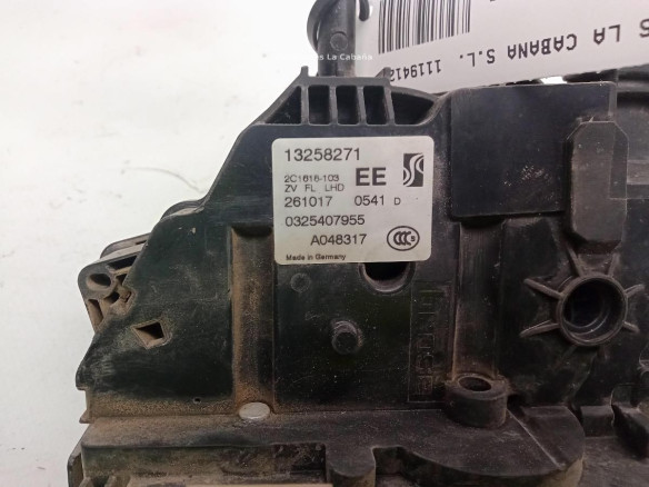 13258271 CERRADURA PUERTA LAT DEL IZQ OPEL CORSA D (S07)|Desguaces La Cabaña