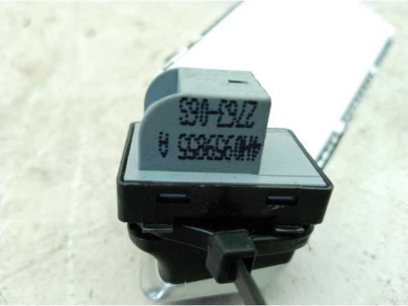 4H0959855A276306S MANDO ELEVALUNAS PUERTA LAT DEL DER AUDI Q3 (8UB, 8UG)|Desguaces La Cabaña