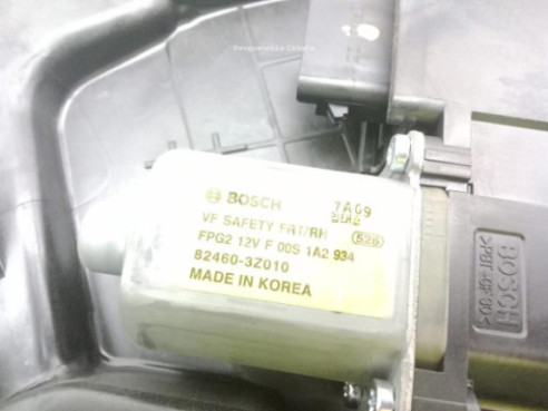 824603Z010 ELEVALUNAS PUERTA LAT DEL DER HYUNDAI i40 (VF)|Desguaces La Cabaña