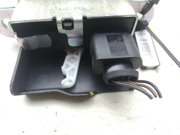 1P9827645A CERRADURA PORTON / TAPA MALETA SEAT LEON (1P1)|Desguaces La Cabaña