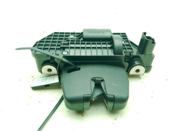 915148749911 CERRADURA PORTON / TAPA MALETA PEUGEOT 208|Desguaces La Cabaña