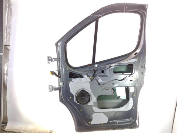 7751478601  PUERTA LAT DEL DER RENAULT TRAFIC II Furgón (FL)|Desguaces La Cabaña