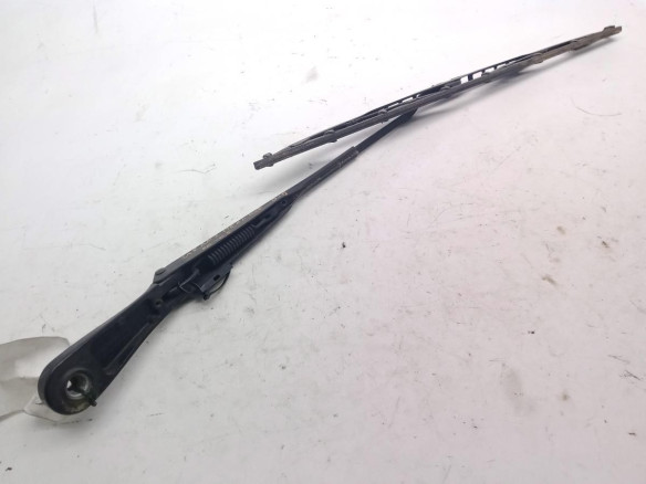 BRAZO LIMPIAPARABRISAS DEL DER JEEP CHEROKEE (KJ)|Desguaces La Cabaña