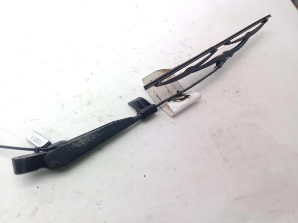 BRAZO LIMPIAPARABRISAS TRA PORTÓN JEEP CHEROKEE (KJ)|Desguaces La Cabaña