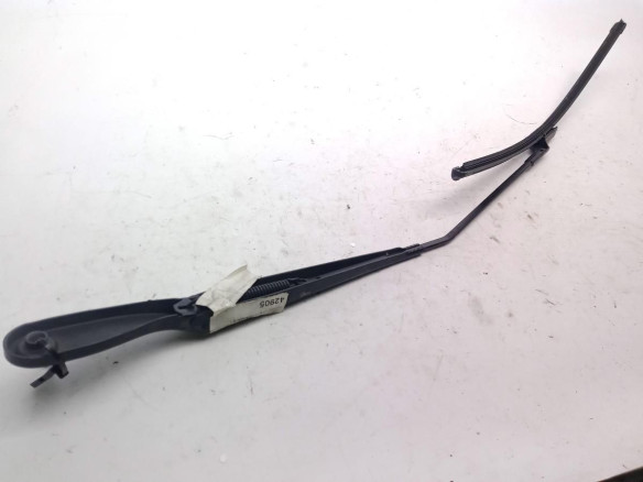 8623160LHD BRAZO LIMPIAPARABRISAS DEL DER VOLVO V50 (545)|Desguaces La Cabaña