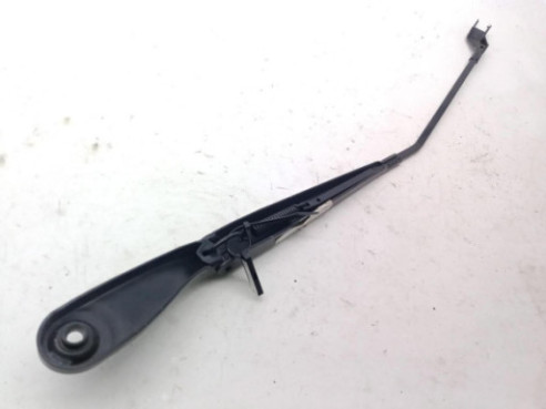 31253997 BRAZO LIMPIAPARABRISAS DEL DER VOLVO C30 (533)|Desguaces La Cabaña