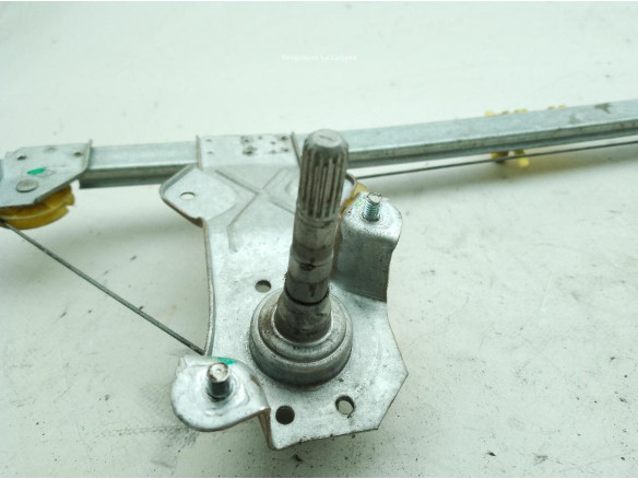 ELEVALUNAS PUERTA LAT DEL DER RENAULT TRAFIC II Furgón (FL)|Desguaces La Cabaña