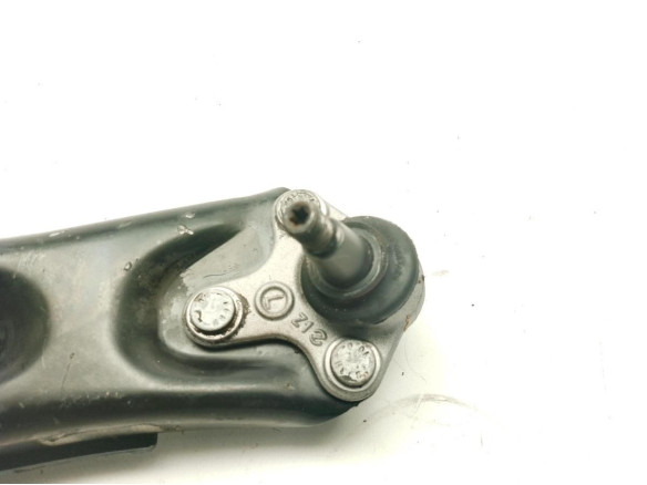 3Q0407151P  BRAZO SUSPENSION DEL IZQ INF SEAT ATECA (KH7)|Desguaces La Cabaña