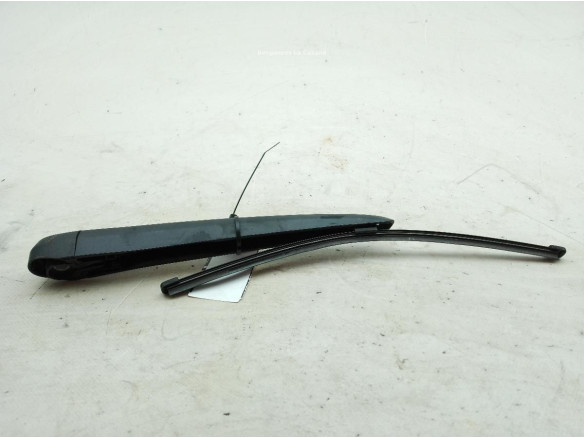 BRAZO LIMPIAPARABRISAS TRA PORTÓN MERCEDES BENZ GLA (H247)|Desguaces La Cabaña