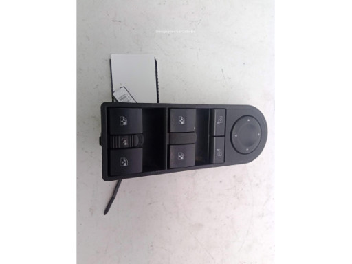 MANDO ELEVALUNAS PUERTA LATERAL DELANTERO IZQUIERDO|Desguaces La Cabaña