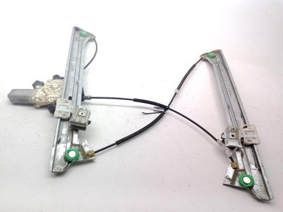 A6397200546  ELEVALUNAS PUERTA LAT DEL DER MERCEDES BENZ VITO / MIXTO Furgón (W639)|Desguaces La Cabaña