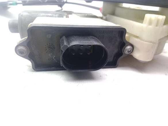 69259641 ELEVALUNAS PUERTA LAT DEL DER VW CADDY III Furgón (2KA, 2KH, 2CA, 2CH)|Desguaces La Cabaña