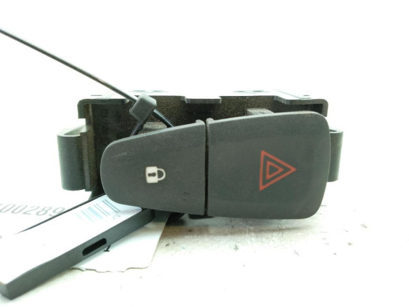 252905668RB INTERRUPTOR WARNING DACIA SANDERO II|Desguaces La Cabaña