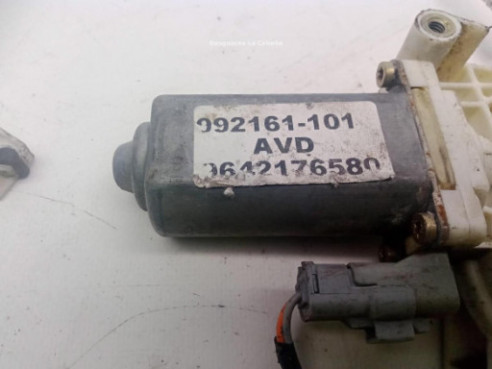 992161101 ELEVALUNAS PUERTA LAT DEL DER PEUGEOT 406 (8B)|Desguaces La Cabaña
