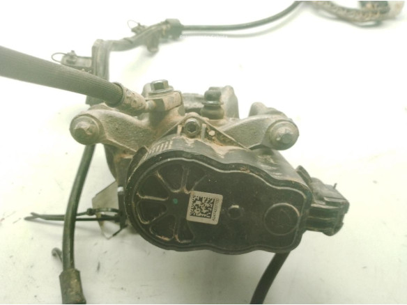 A2474237700 PINZA TRA IZQ MERCEDES BENZ GLA (H247)|Desguaces La Cabaña