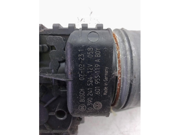 MOTOR LIMPIAPARABRISAS DEL VW POLO (9N_)|Desguaces La Cabaña
