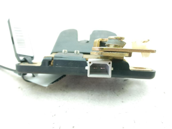 3B5827505A CERRADURA PORTON / TAPA MALETA VW PASSAT (3B2)|Desguaces La Cabaña