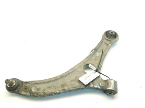 545013Z700  BRAZO SUSPENSION DEL DER INF HYUNDAI i40 (VF)|Desguaces La Cabaña