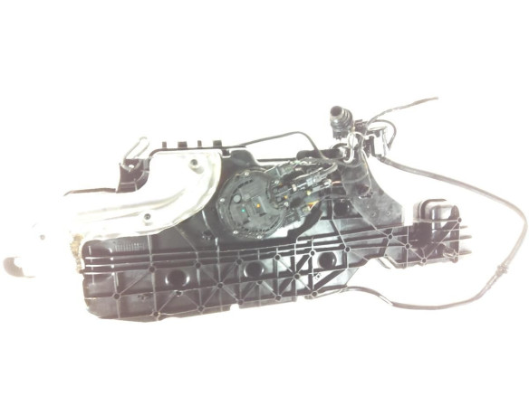 A2474709002 DEPOSITO ADBLUE MERCEDES BENZ GLA (H247)|Desguaces La Cabaña