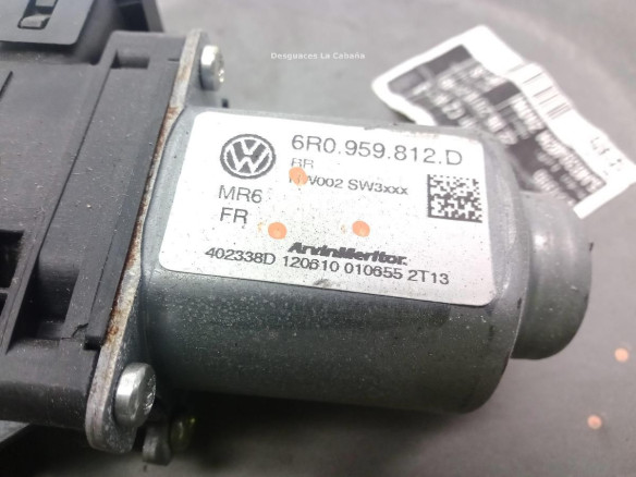 6R0959812D ELEVALUNAS PUERTA LAT TRA DER SKODA FABIA II (542)|Desguaces La Cabaña