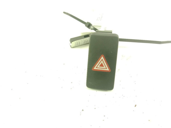 R15B424 INTERRUPTOR WARNING TOYOTA AVENSIS Ranchera familiar (_T27_)|Desguaces La Cabaña