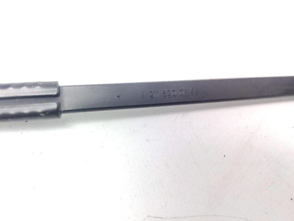 A2118200344 BRAZO LIMPIAPARABRISAS DEL IZQ MERCEDES BENZ CLASE E (W211)|Desguaces La Cabaña