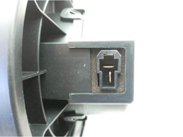 A0550174 MOTOR CALEFACCION HYUNDAI i40 (VF)|Desguaces La Cabaña