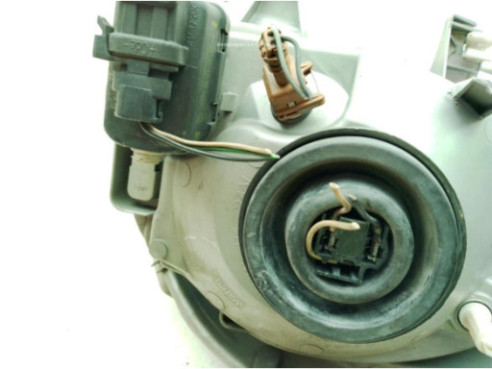 89308696 FARO IZQUIERDO RENAULT TRAFIC II Furgón (FL)|Desguaces La Cabaña