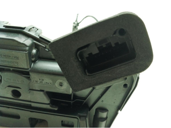 B6C5TB837016C CERRADURA PUERTA LAT DEL DER SKODA OCTAVIA IV Combi (NX5)|Desguaces La Cabaña