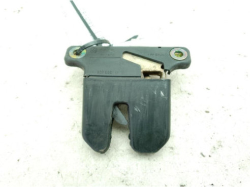 8D5827505D CERRADURA PORTON / TAPA MALETA SEAT TOLEDO II (1M2)|Desguaces La Cabaña