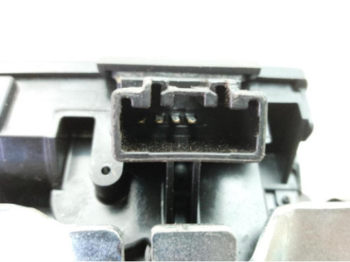 CERRADURA PORTON / TAPA MALETA FORD FIESTA VI|Desguaces La Cabaña