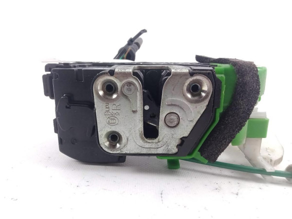 813203Z020 CERRADURA PUERTA LAT DEL DER HYUNDAI i40 (VF)|Desguaces La Cabaña