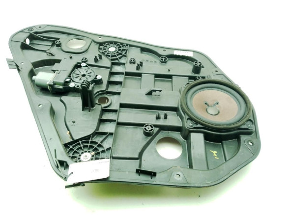 17A200096 ELEVALUNAS PUERTA LAT TRA IZQ HYUNDAI i40 (VF)|Desguaces La Cabaña