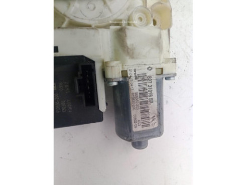 827310185R ELEVALUNAS PUERTA LAT TRA IZQ RENAULT FLUENCE (L3_)|Desguaces La Cabaña