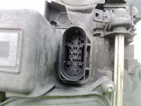 A2128204939KZ FARO IZQUIERDO MERCEDES BENZ CLASE E (W212)|Desguaces La Cabaña