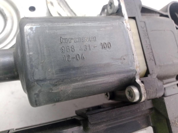 968431100 ELEVALUNAS PUERTA LAT DEL IZQ RENAULT FLUENCE (L3_)|Desguaces La Cabaña
