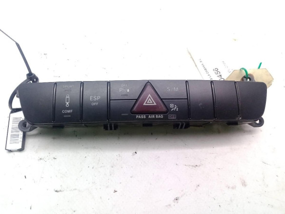 A1648700151, INTERRUPTOR WARNING MERCEDES BENZ CLASE M (W164)|Desguaces La Cabaña