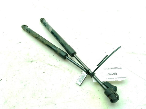 811713Z000 AMORTIGUADOR CAPO HYUNDAI i40 (VF)|Desguaces La Cabaña