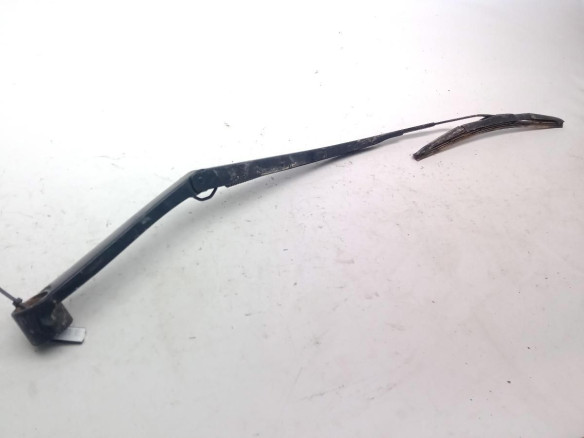 BRAZO LIMPIAPARABRISAS DEL DER KIA RIO IV (YB, SC)|Desguaces La Cabaña
